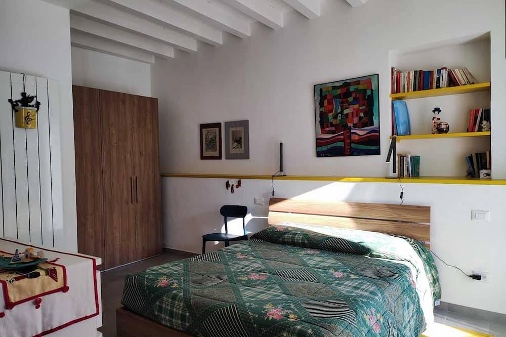 Ganze Wohnung, Jujube House. Cozy accommodation in the Ligurian hills in Vernazza, Vernazza Gemeinde