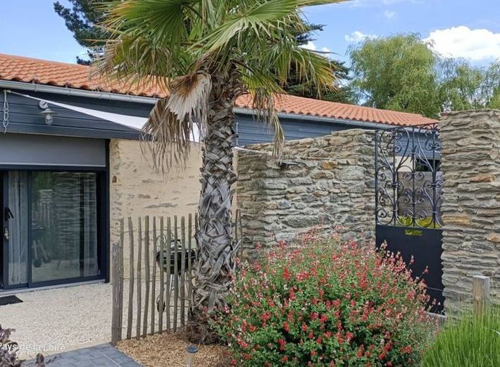 Gîte pour 2 personnes, avec jardin et jacuzzi ainsi que terrasse et piscine en Loire-Atlantique