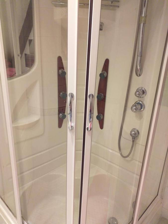 Double Room with Private Bathroom in Langonnet, Région de Pontivy