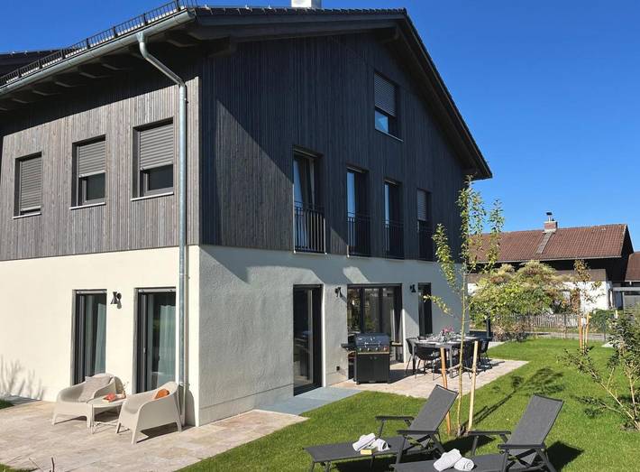 Ferienhaus für 12 Personen, mit Ausblick und Garten in Ohlstadt - 2