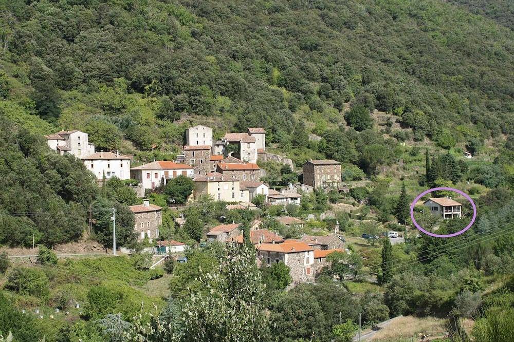 Maison traditionnelle au hameau du Cros in Val-d'Aigoual, Parc national des Cévennes
