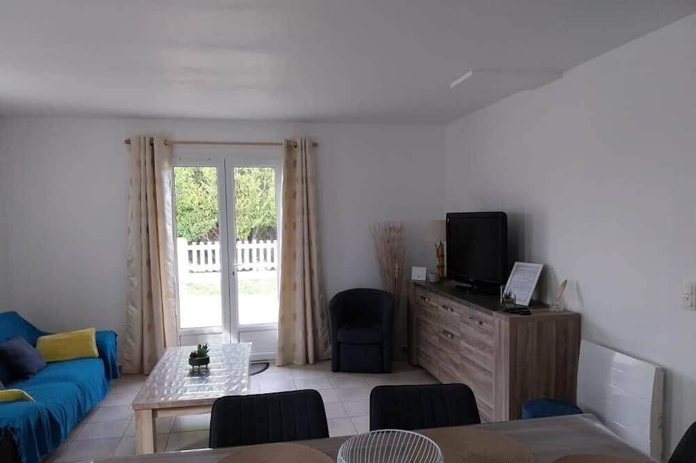 Charmante maison toute équipée, située à proximité des îles de Ré, d'Oléron, Aix in Ciré-d'Aunis, Région de Rochefort