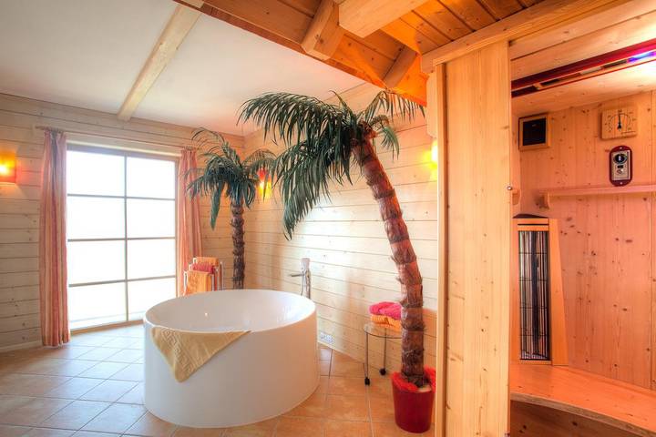 Ferienhaus für 5 Personen, mit Balkon und Terrasse sowie Garten und Pool am Ossiacher See - 2