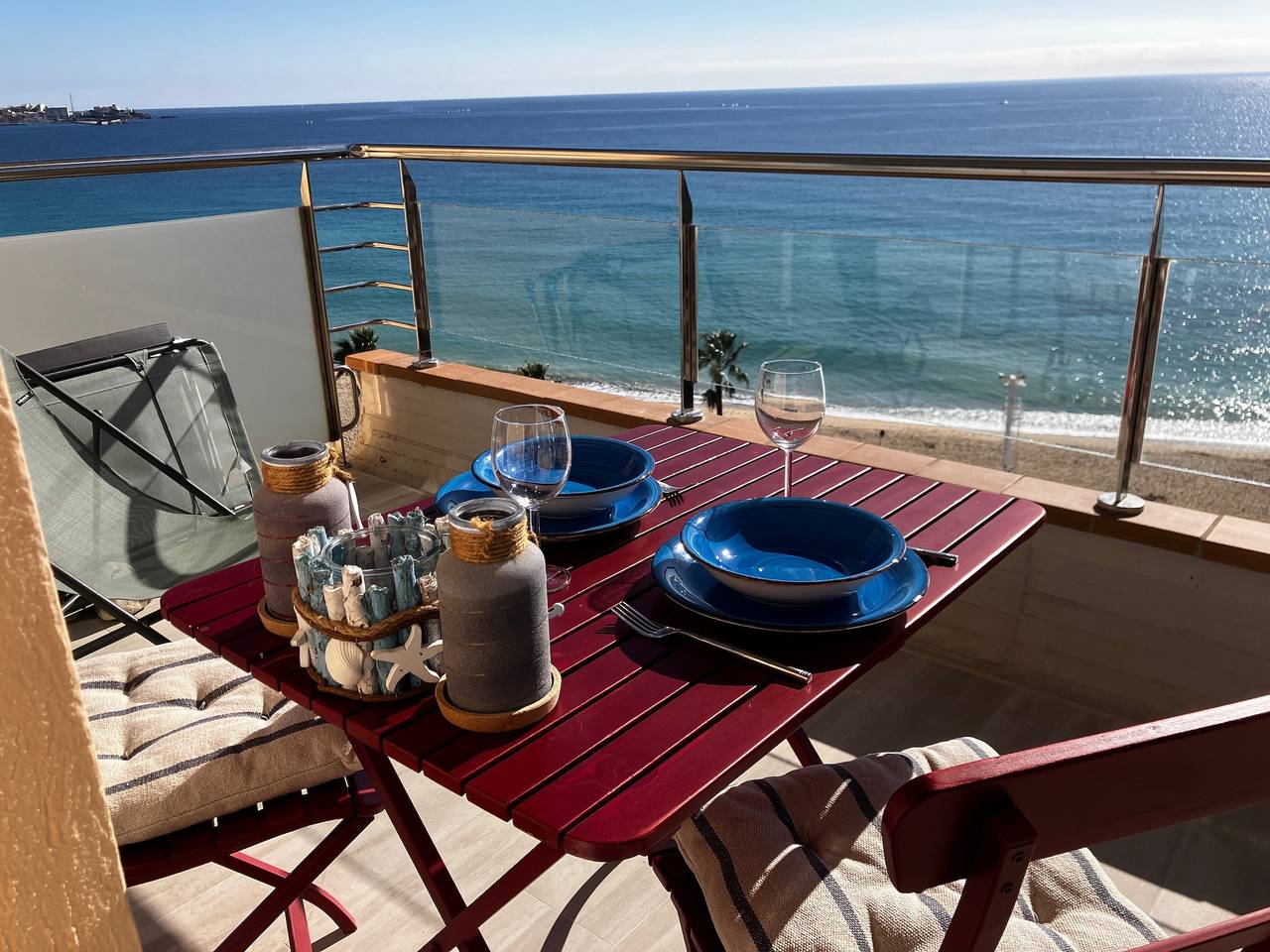 Ganzes Studio, Einzimmerwohnung "Costa Brava Beach" mit Meerblick, 2 privaten Terrassen und Wlan in Torre Valentina, Calonge