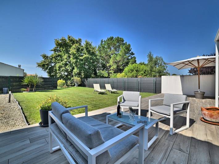 Location de vacances pour 4 personnes, avec jardin et terrasse à Le Château-d'Oléron - 2