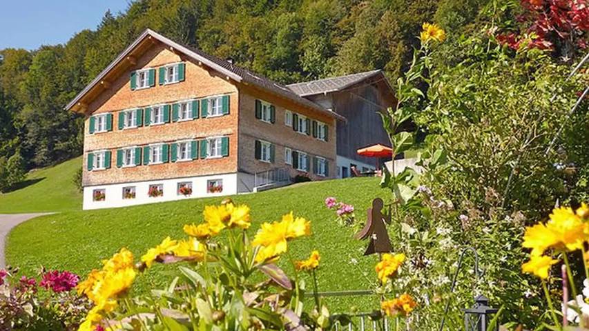Ferienwohnung für 5 Personen, mit Garten in Hittisau