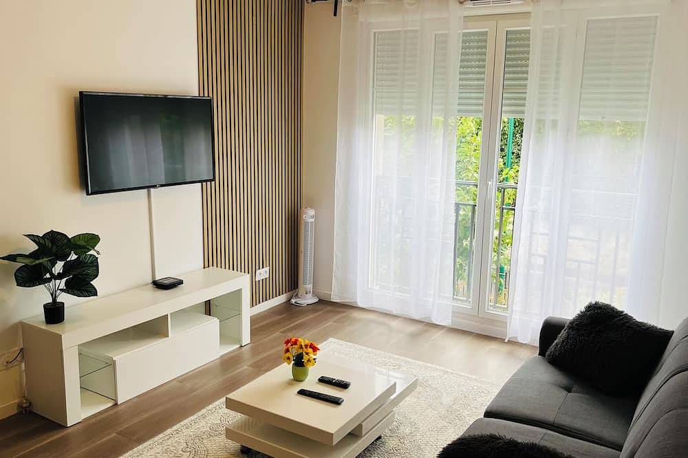 Apartamento entero, New 2-room apartment in Plaisir, near Versailles and Paris in Plaisir, Yvelines