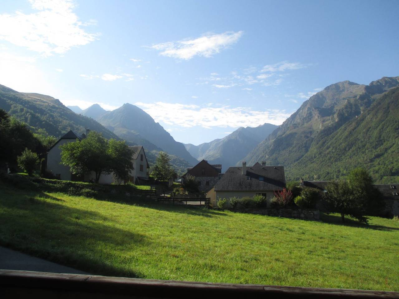 Appartement entier, Appartement Loudenvielle, 2 chambres, balcon, garage in Loudenvielle, Pyrénées