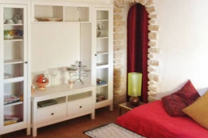 Belle maison , sur terrain 2500m² avec piscine privée, 4 chambres, 8 couchages in Roussillon, Parc naturel régional du Luberon
