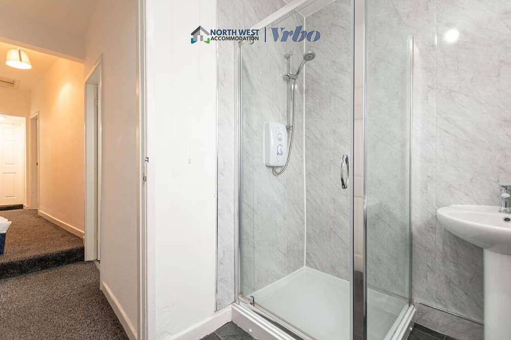 Maison moderne de 3 chambres à proximité des commodités locales in Leigh, Grand Manchester