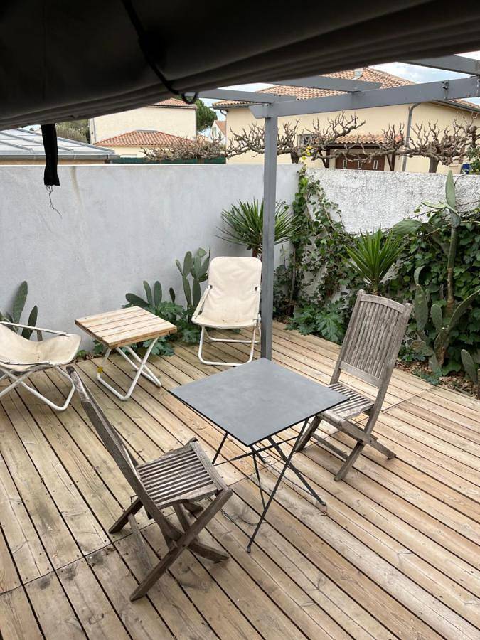 Appartement entier, Apartment in Saint-Jean-de-Védas, Côte méditerranéenne (France)