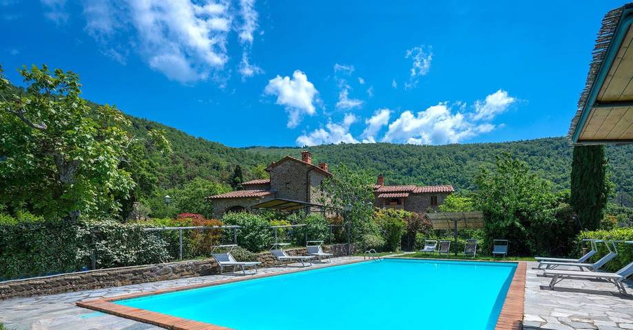 Casa rural para 14 pessoas, com jardim, com animais de estimação - 1