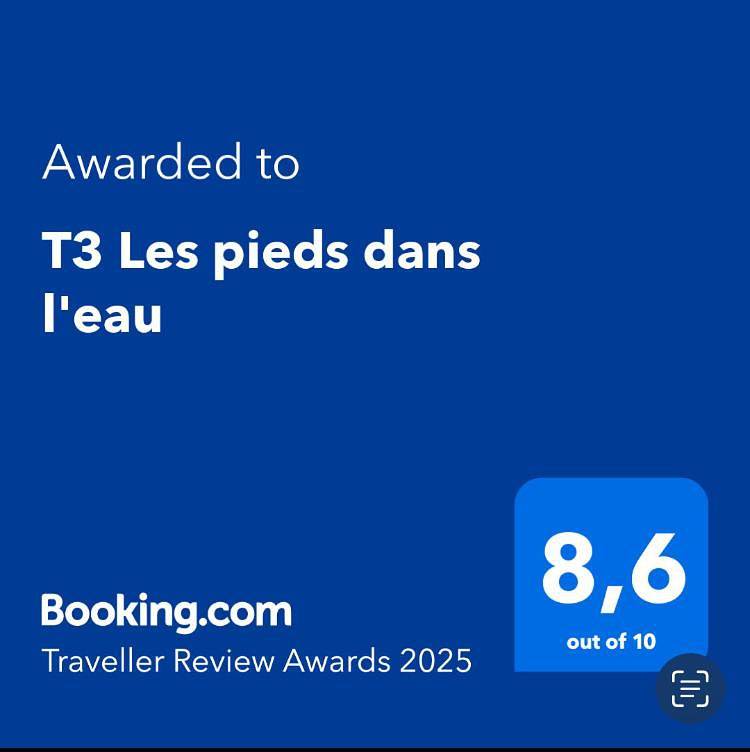 Appartement entier, T3 Les pieds dans l'eau in Istres, Côte méditerranéenne (France)