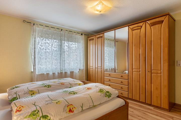 Entire apartment, Apartment 'Kreuzstube' with Mountain View and Wi-Fi in Biberach, Kinzig Valley