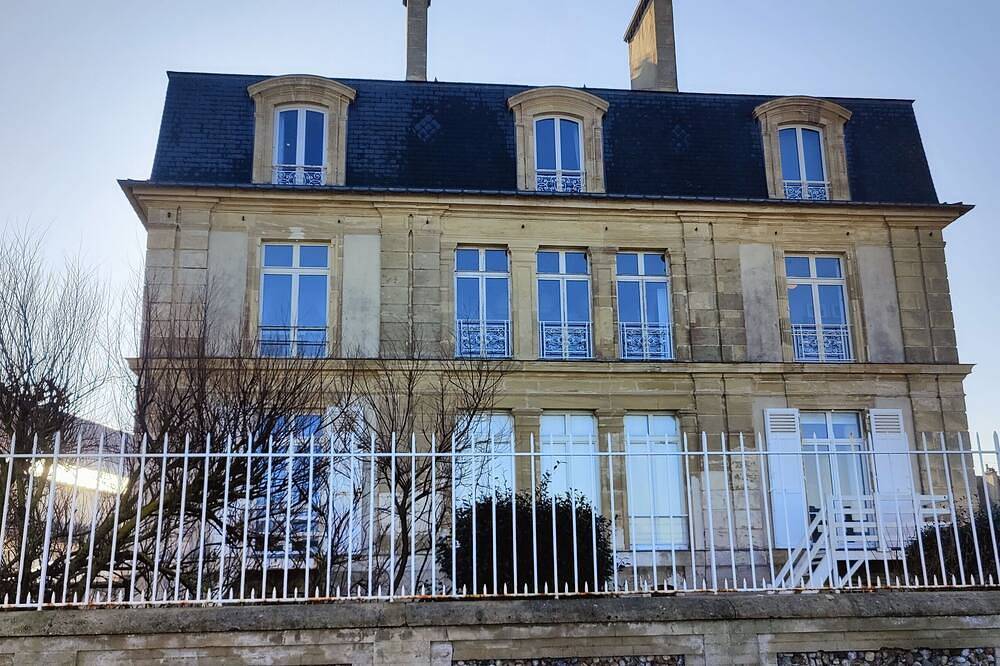 Entire apartment, Breathtaking sea views, D-Day beaches at your feet, relaxation guaranteed! in Asnelles, Côte de Nacre