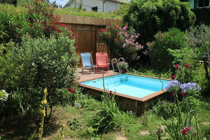 Chambre d’hôte pour 2 personnes, avec Terrasse et Jardin ainsi que Piscine et Vue à Valence