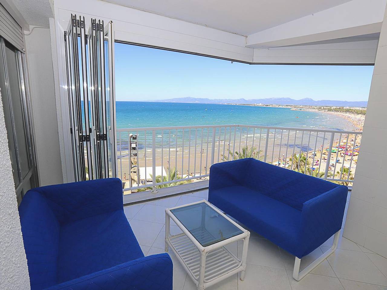 Appartement entier, Appartement Front de Mer à Salou avec Terrasse Panoramique et Équipements Modernes in Salou, Costa Dorada