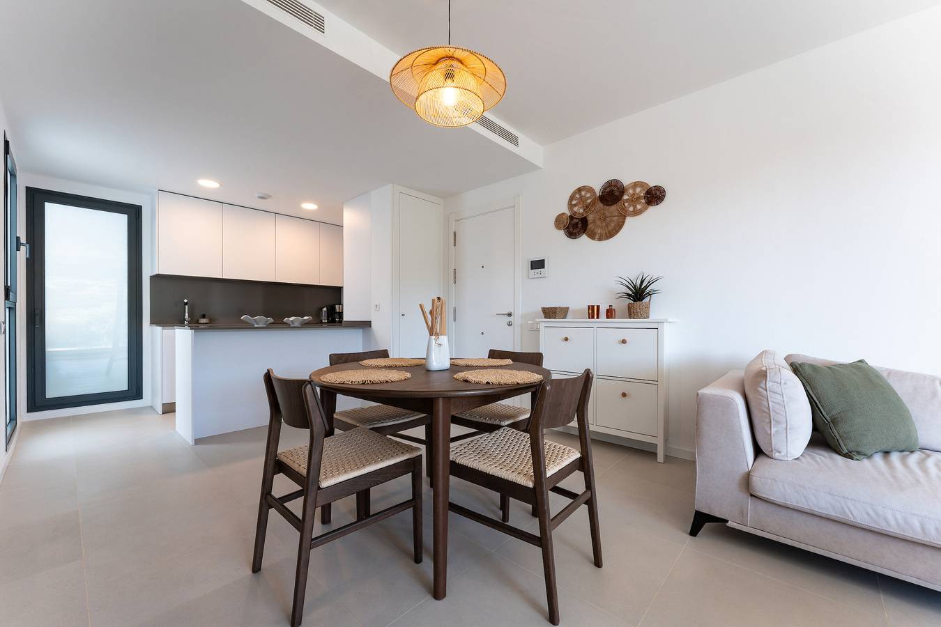 Entire apartment, Apartment 'Middle Views West' with Sea View, Wi-Fi and Air Conditioning in Playa de Torreblanca, Fuengirola