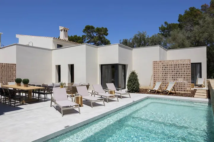 Villa für 11 Personen, mit Garten und Whirlpool - 1