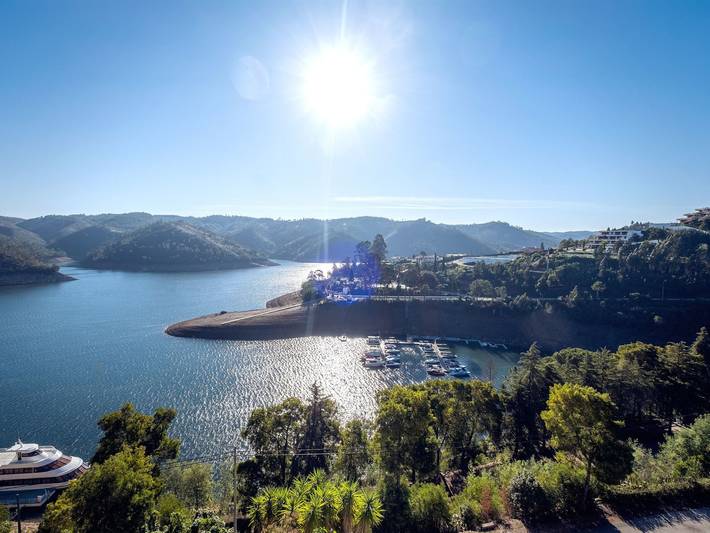 Casa de férias para 8 pessoas, com Varanda e Terraço e ainda Jardim and Sauna em Ferreira do Zêzere