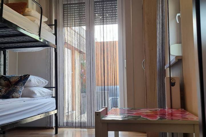 Anita Apartments, ein modernes Riverside-Hotel in der Nähe des Zentrums in Budapest, Mittelungarn