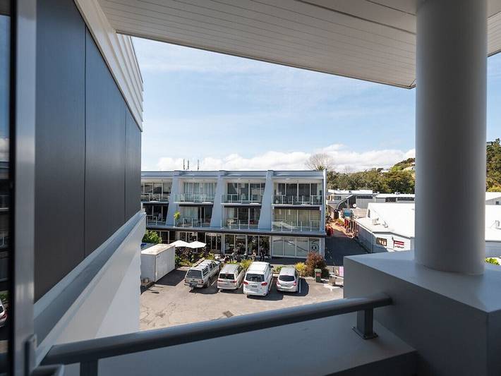 Cottage for 4 people, with garden and pool as well as balcony in Paihia