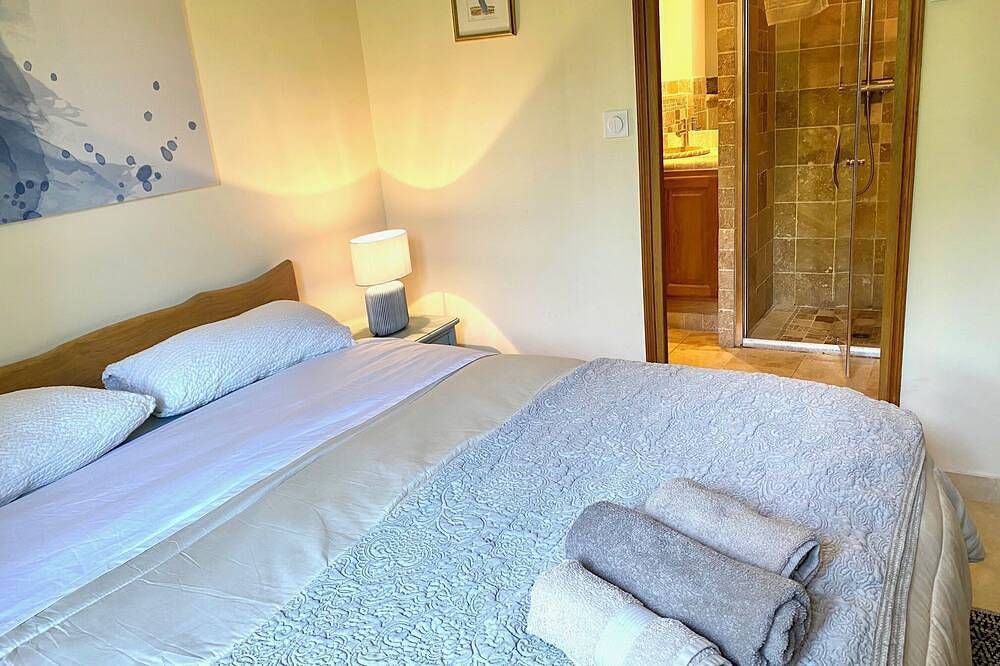 Grande Mas Provence,em zona natural,piscina privada para 14 p, cães bem-vindos! in Lorgues, Region de Draguignan