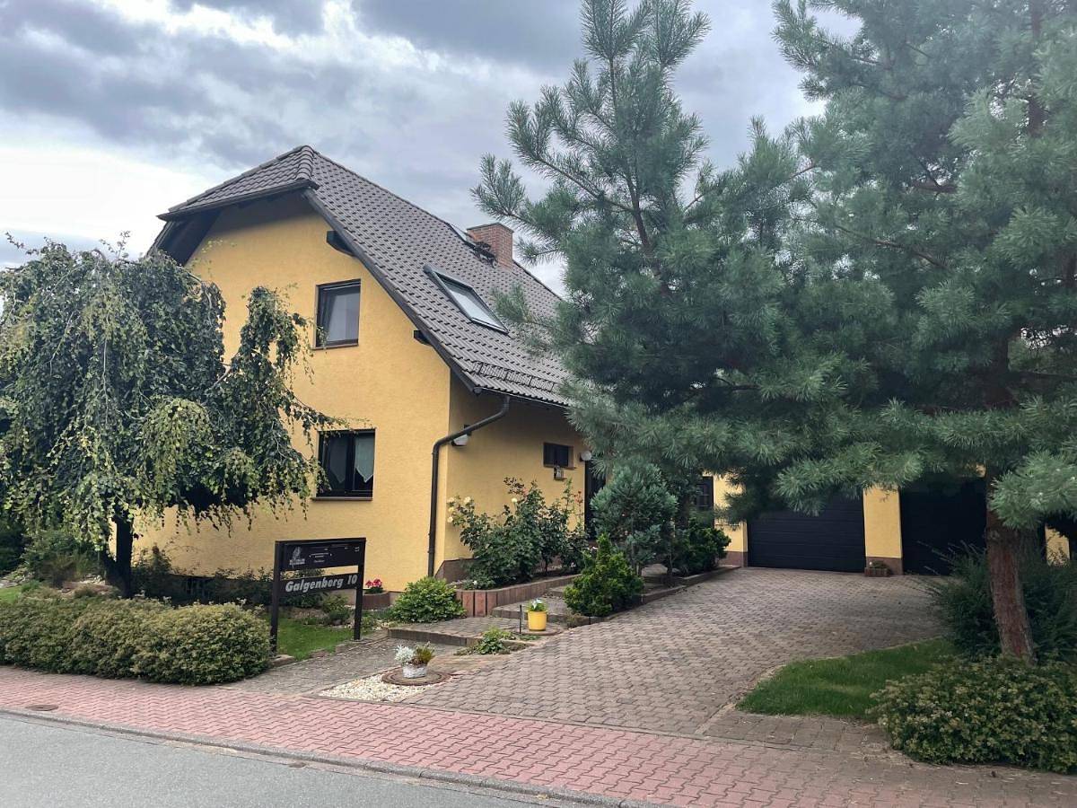 Ganze Wohnung, One-Bedroom Apartment in Gräfenhainichen, Dübener Heide