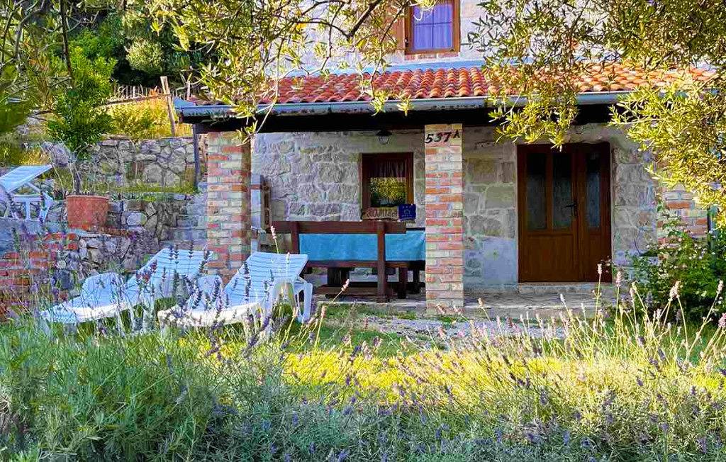 Villa Konoba by Villas Guide in Supetarska Draga, Rab