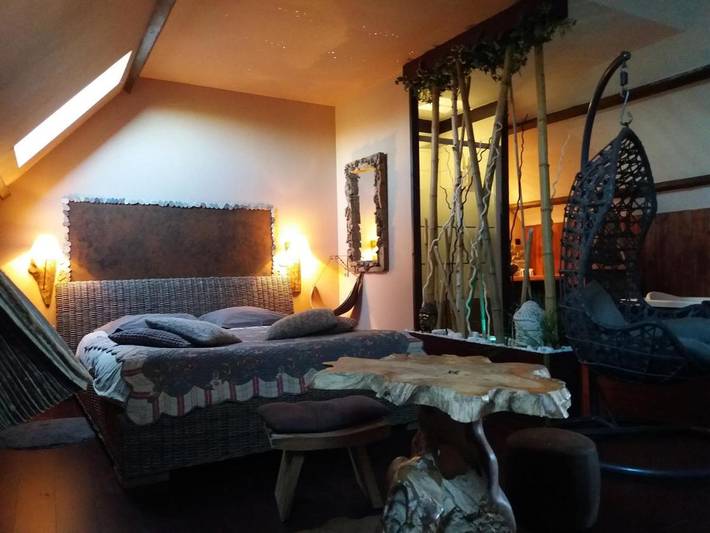 Chambre d’hôte pour 2 personnes, avec terrasse ainsi que piscine et vue dans Parc naturel régional Scarpe-Escaut