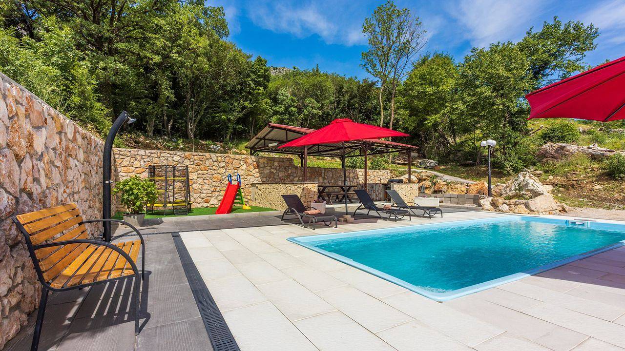 Ganze Ferienwohnung, Ferienwohnung für 8 Personen (100 m²) in Bribir in Bribir, Primorje-Gorski Kotar