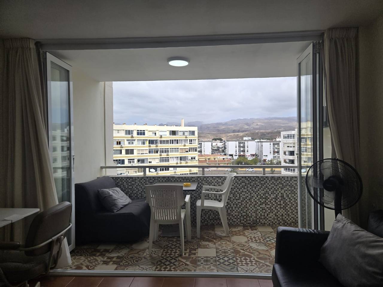 Ganze Wohnung, Ferienwohnung "Los Molinos 735" mit Meerblick, Gemeinschaftspool und Wlan in Maspalomas, San Bartolomé de Tirajana