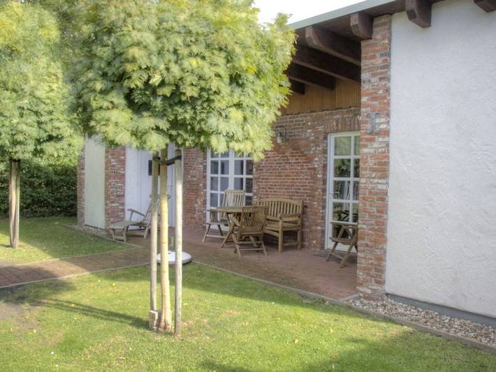 Luxus-Ferienhaus für 4 Personen, mit Sauna und Garten sowie Terrasse, mit Haustier