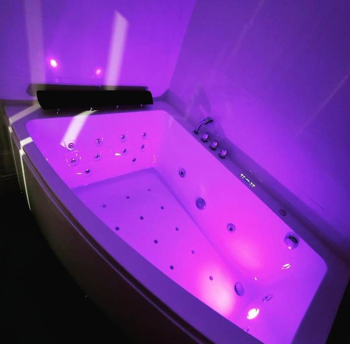 Gîte pour 2 personnes, avec sauna ainsi que balcon et jacuzzi à Le Mée-sur-Seine - 4