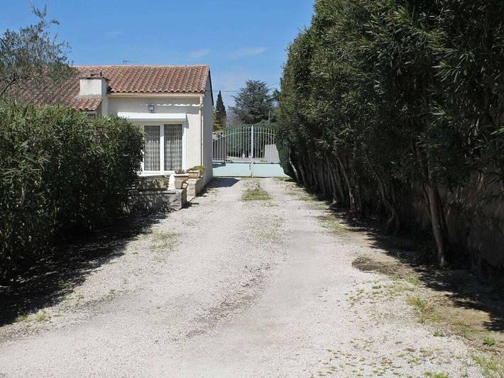 Casa de vacaciones en Maillane con piscina. in Maillane, Region de Arles
