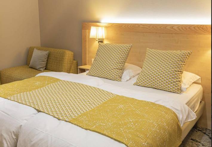 Hôtel pour 2 personnes, avec jacuzzi et piscine ainsi que sauna et jardin à Wettolsheim - 4