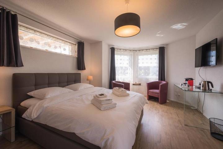 Location de vacances pour 2 personnes, avec vue ainsi que jardin et sauna à Delémont - 4