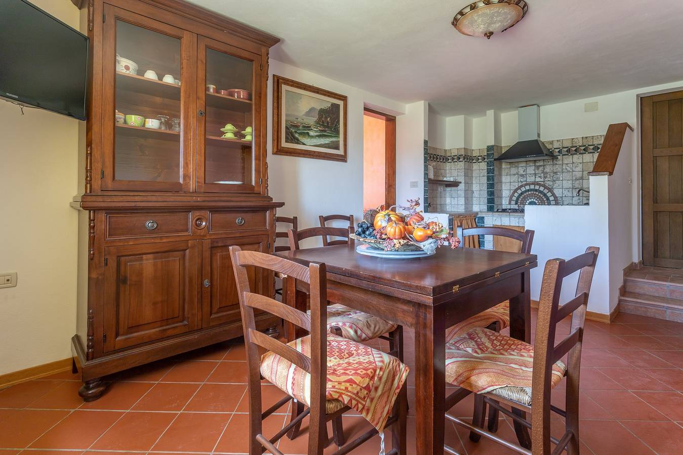 Farmhouse "Casa Girasole" with Private Pool, Terraces & Wi-Fi in Roccastrada, Grosseto Province