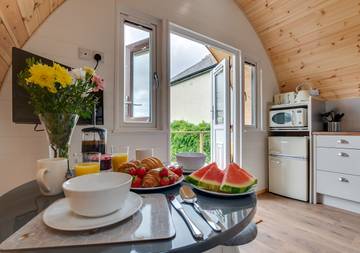 Glamping for 2 People in Shute, Devon, Photo 1