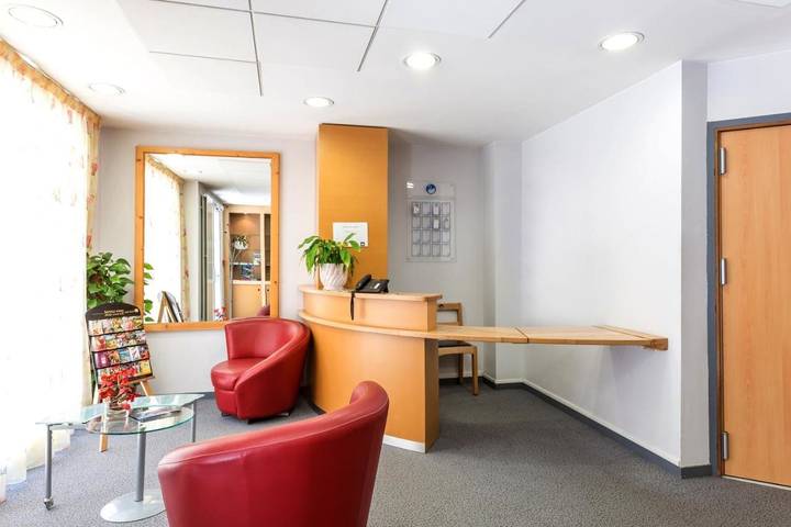 Hôtel pour 2 personnes, avec jardin et terrasse, animaux acceptés à Yssingeaux - 2