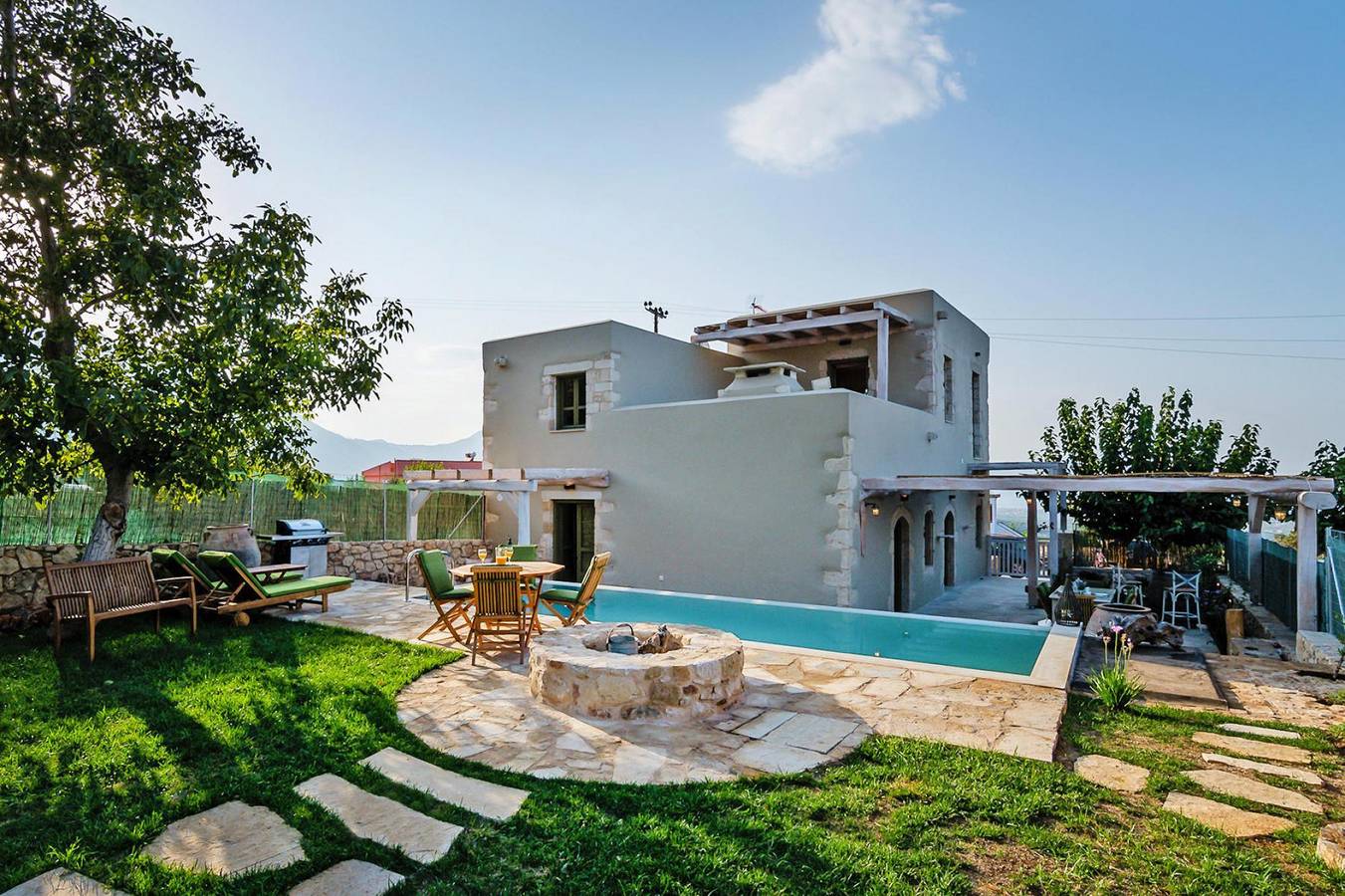 Cozy holiday home in Cretan country style in Chania region