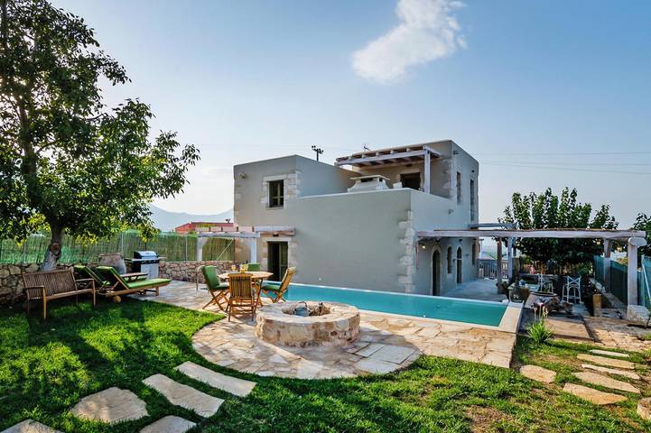 Holiday home for 6 people, with pool and terrace as well as garden - 1