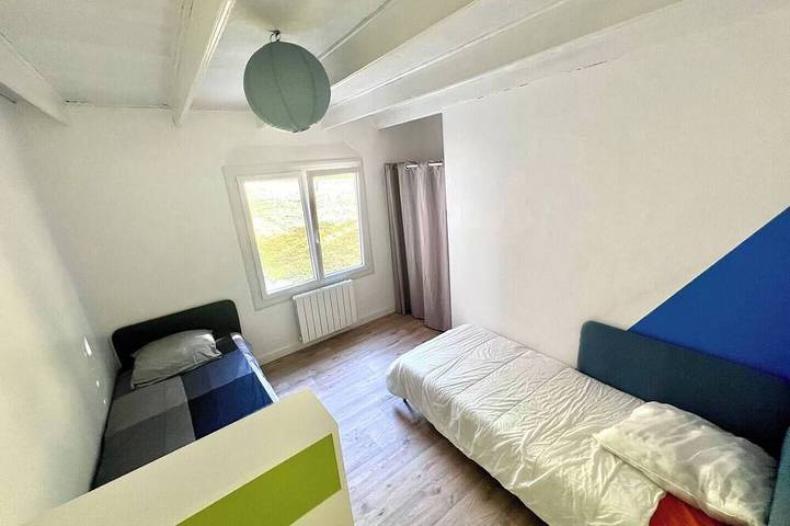 Location de vacances pour 8 personnes, avec piscine à Cunèges - 4