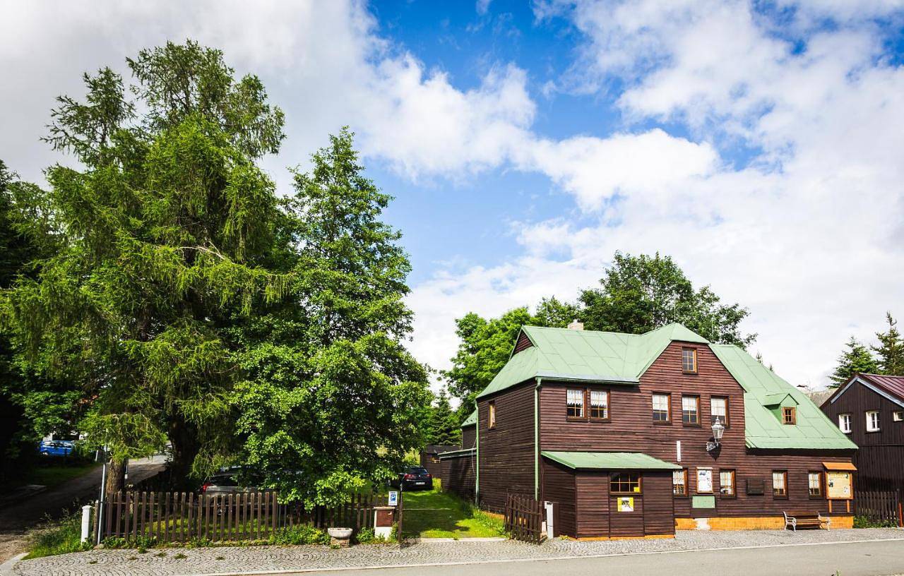 Five-Bedroom House in Bozi Dar, Klínovec