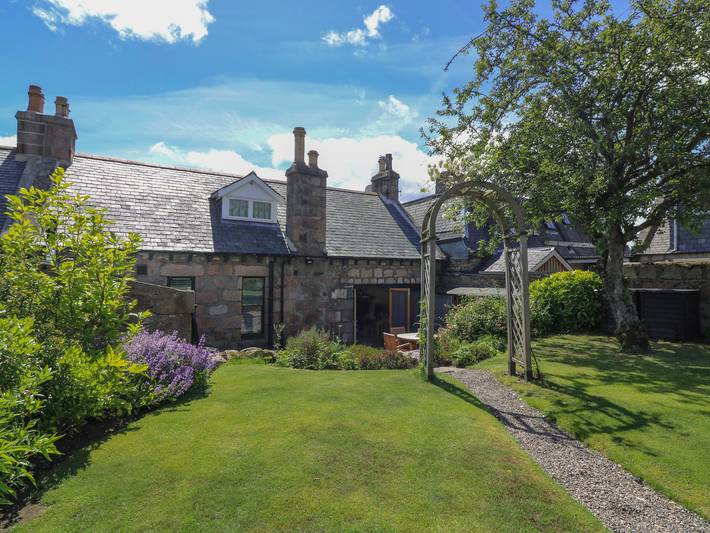 Holiday rental for 6 people, with Garden in Ballater