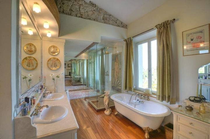 Stone-built, recently renovated Mas,  with private pool in Roquefort-les-Pins, Mittelmeerküste (Frankreich)