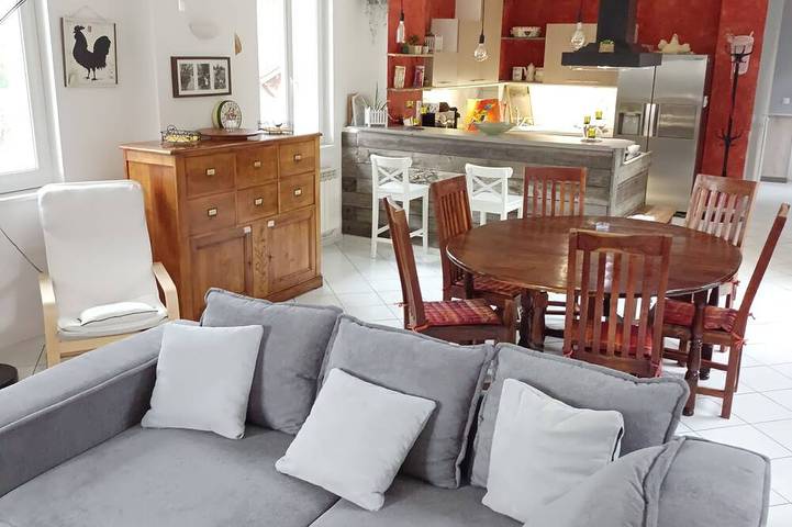 Maison de vacances pour 10 personnes, avec sauna ainsi que jardin et jacuzzi