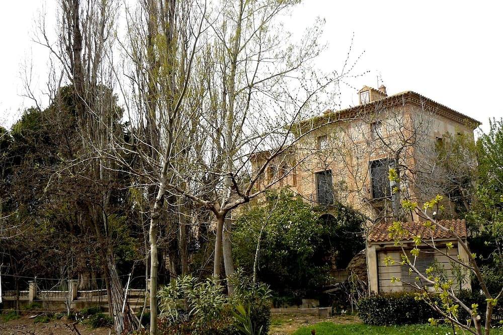 La Vivienda Principal de Torre de Campos. Tranquilidad y en plena Naturaleza in Ainzón, Provincia de Zaragoza