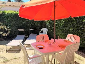 Villa pour 4 personnes, avec terrasse et piscine dans La Palmyre
