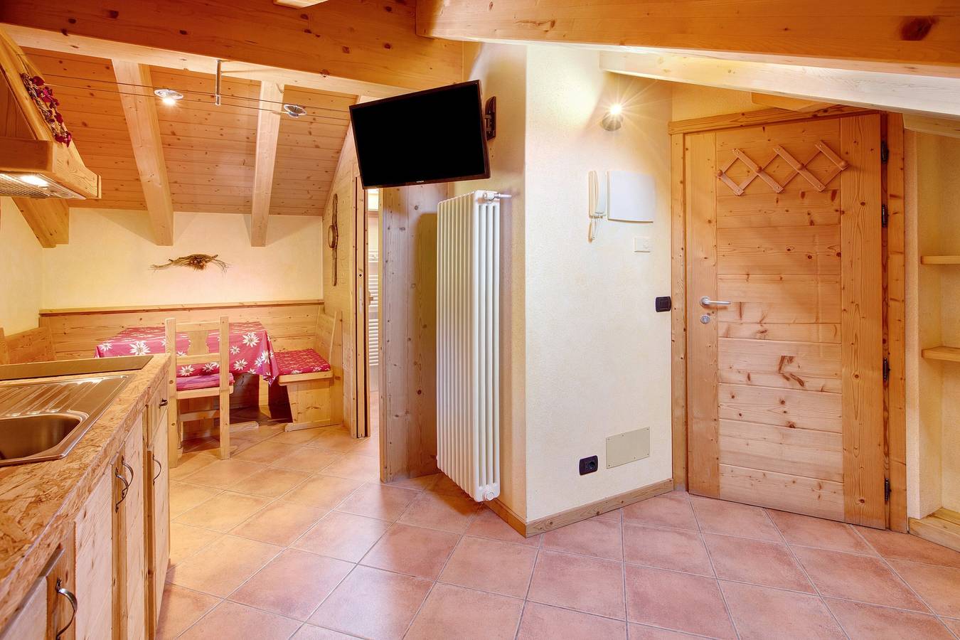 Appartement 'La Baitina app D' met uitzicht op de bergen & Wi-Fi, foto 8